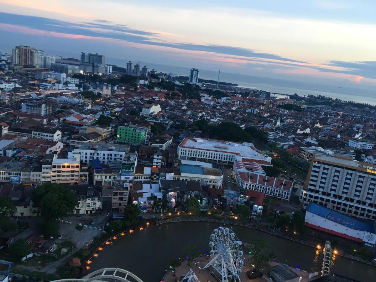 Luxury 3Br Penthouse I The Shore Hotel & Residence I Seaview I Poolview I 6-9Pax 豪华3房顶层公寓 Малакка Экстерьер фото