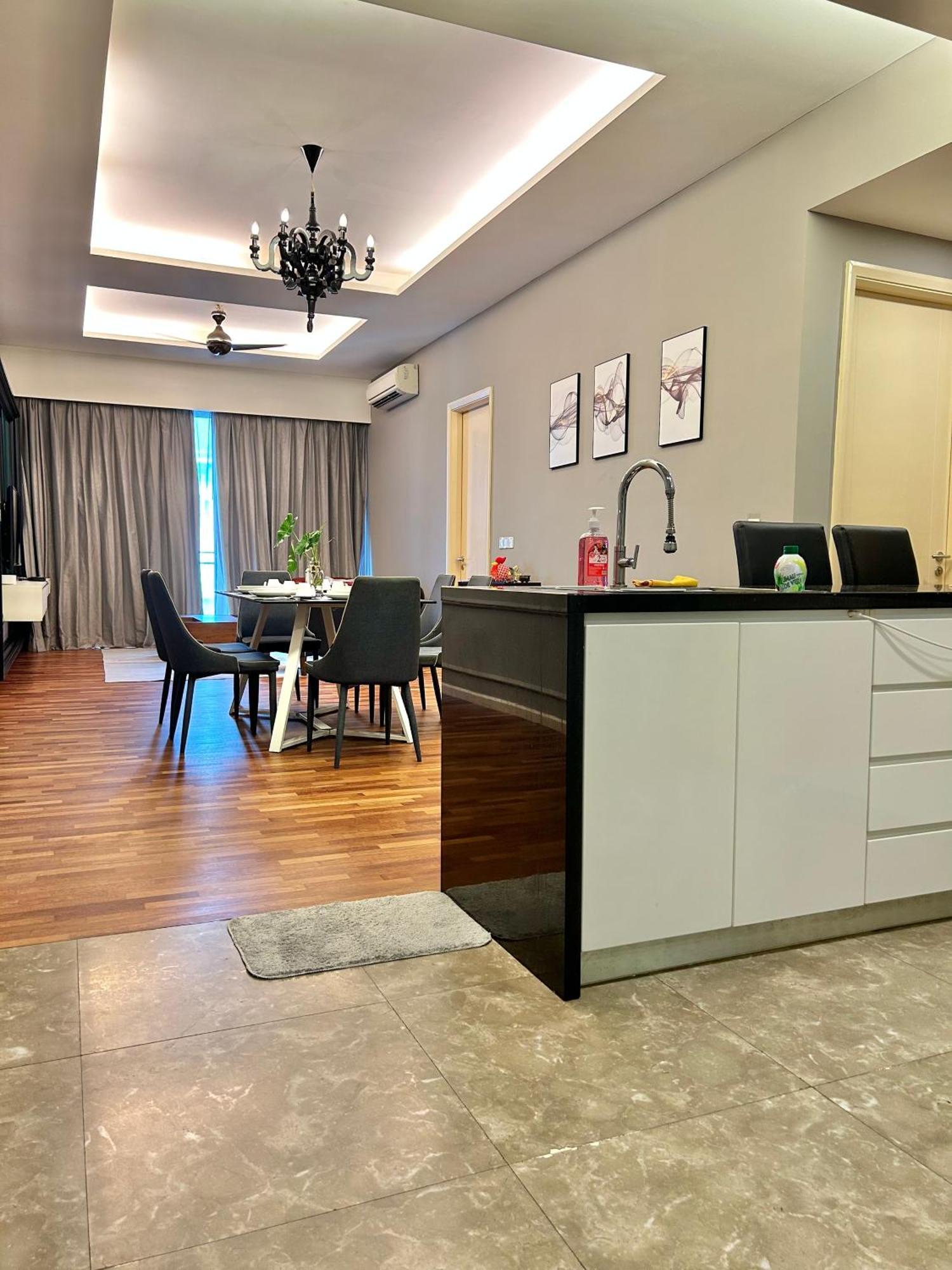 Luxury 3Br Penthouse I The Shore Hotel & Residence I Seaview I Poolview I 6-9Pax 豪华3房顶层公寓 Малакка Экстерьер фото