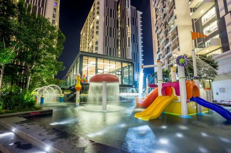 Luxury 3Br Penthouse I The Shore Hotel & Residence I Seaview I Poolview I 6-9Pax 豪华3房顶层公寓 Малакка Экстерьер фото